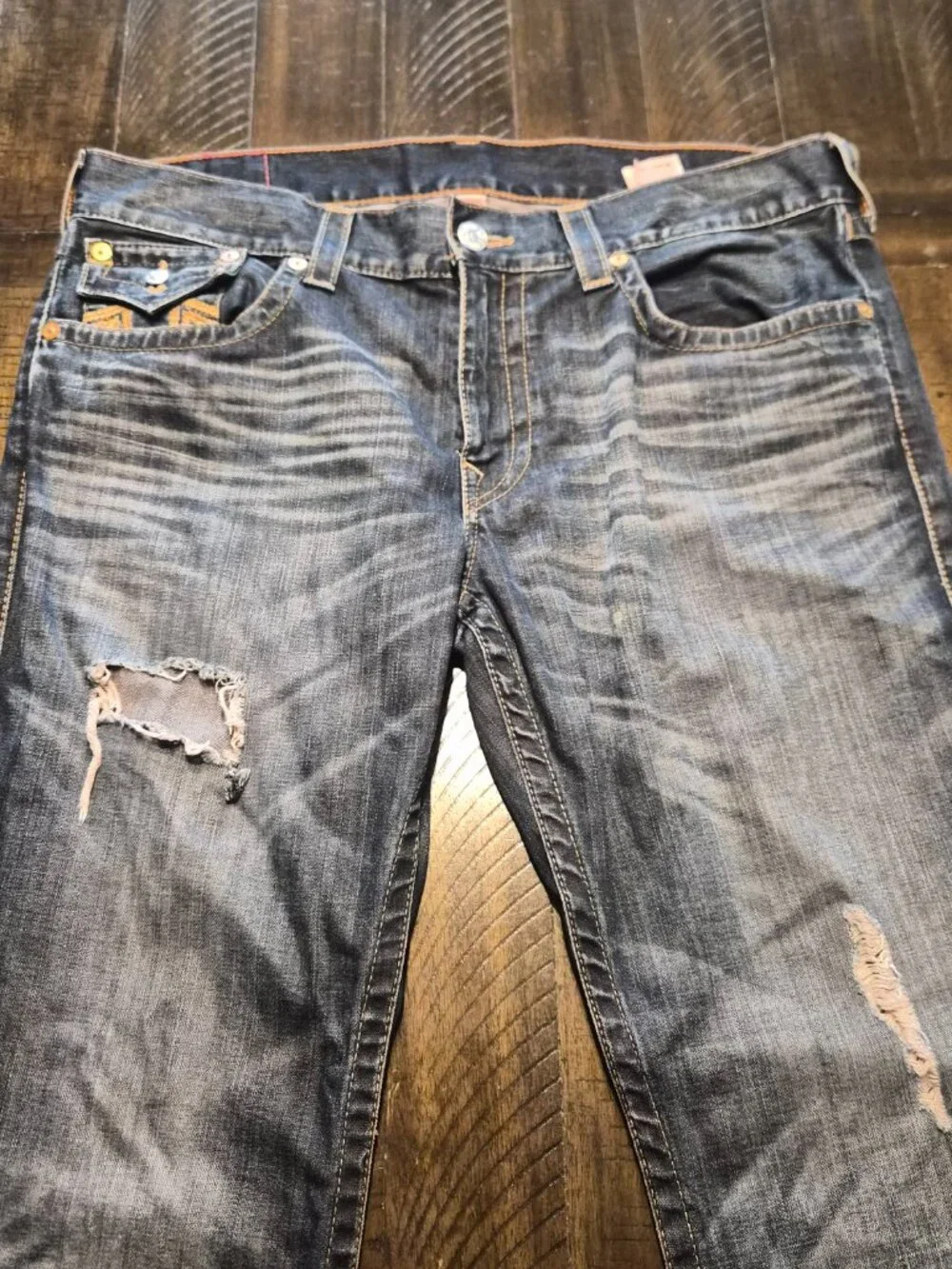 True Religion Mens Jeans Straight  Flap Size 38 X 36 Distressed Braid G678